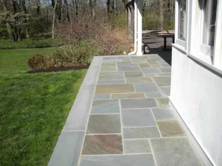 Stone Walkway to Entry — RTJ Construction